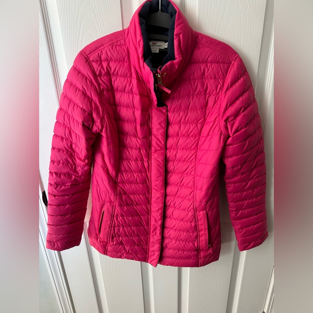 Vineyard Vines puffer jacket size small